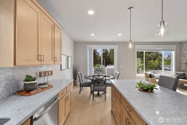 17318 74TH Avenue Ct E, Puyallup, WA 98375
