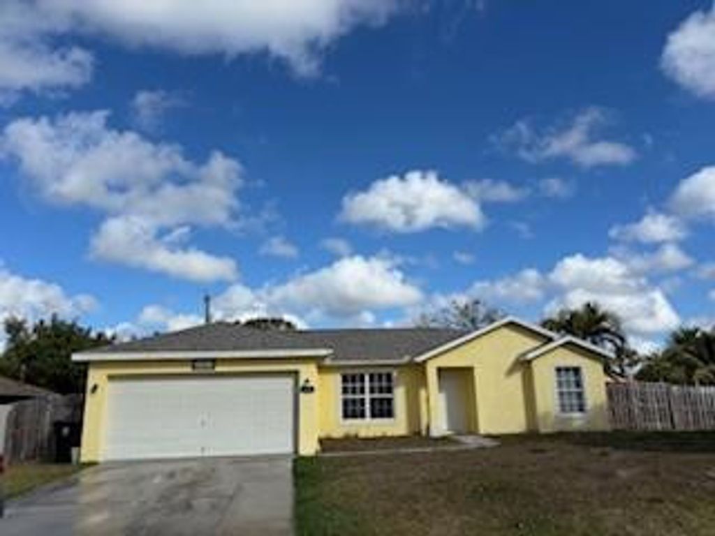 223 SW Elderberry Drive, Port St. Lucie, Port St Lucie, FL 34953