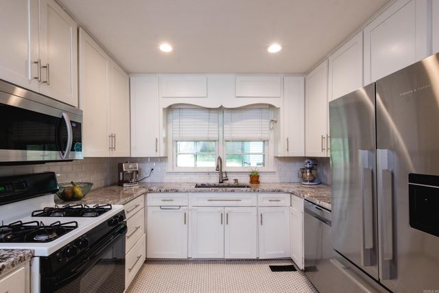 2415 Blackwood Road, Little Rock, AR 72207