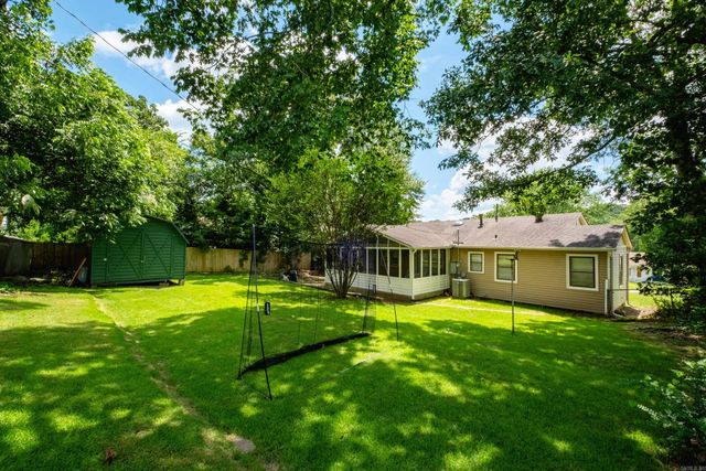 2415 Blackwood Road, Little Rock, AR 72207