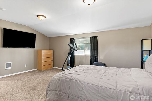 43622 228th Avenue SE, Enumclaw, WA 98022