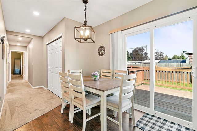 43622 228th Avenue SE, Enumclaw, WA 98022