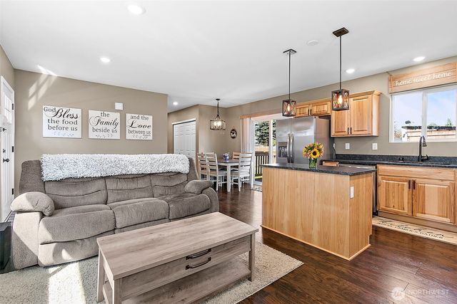 43622 228th Avenue SE, Enumclaw, WA 98022