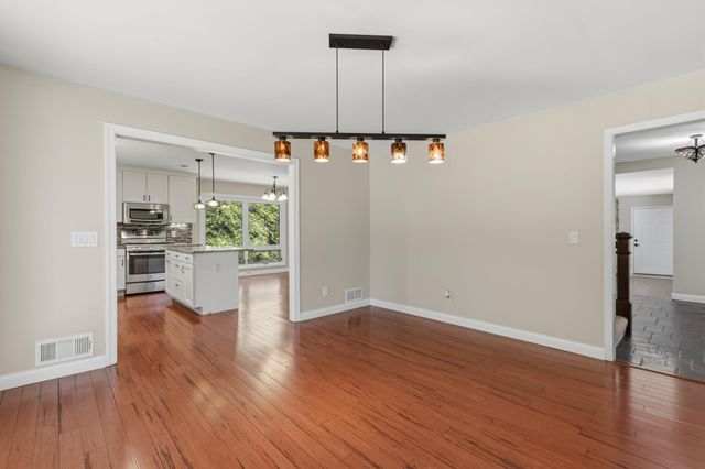 13995 Hidden Lake Trail NE, Prior Lake, MN 55372