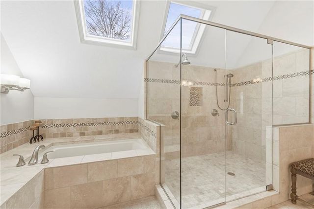 12536 Nieman Road, Overland Park, KS 66213