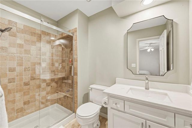 12536 Nieman Road, Overland Park, KS 66213