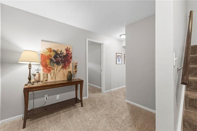 12536 Nieman Road, Overland Park, KS 66213