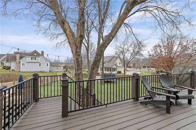 12536 Nieman Road, Overland Park, KS 66213