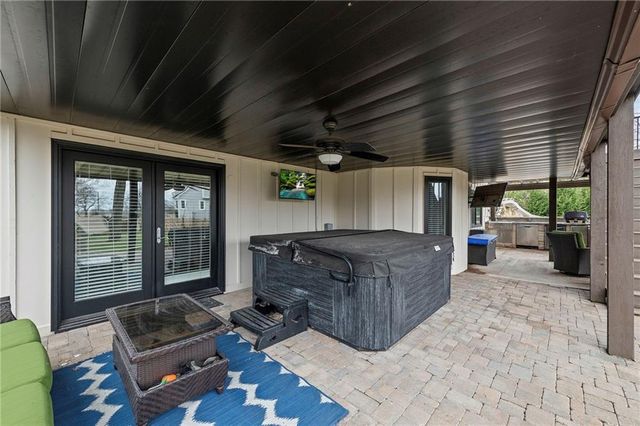 12536 Nieman Road, Overland Park, KS 66213