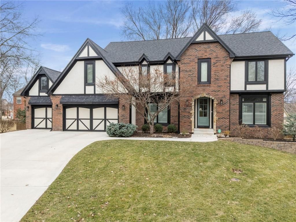 12536 Nieman Road, Overland Park, KS 66213