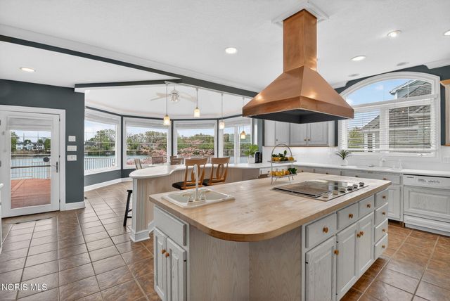 3209 Deep Water Lane, Maumee, OH 43537