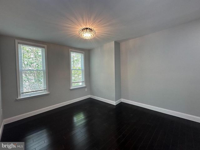 2231 TASKER ST, Philadelphia, PA 19145