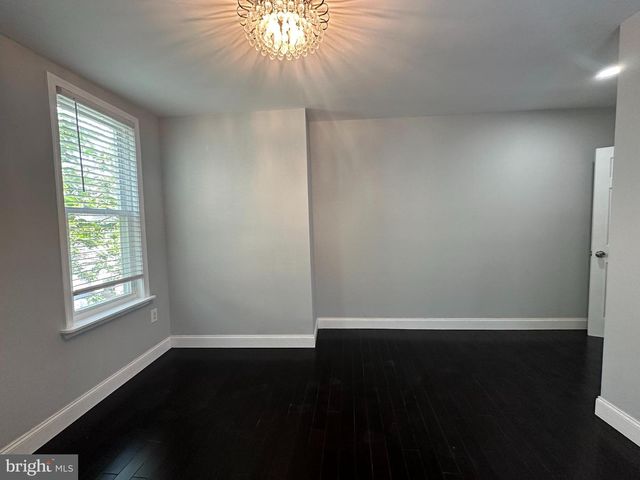 2231 TASKER ST, Philadelphia, PA 19145