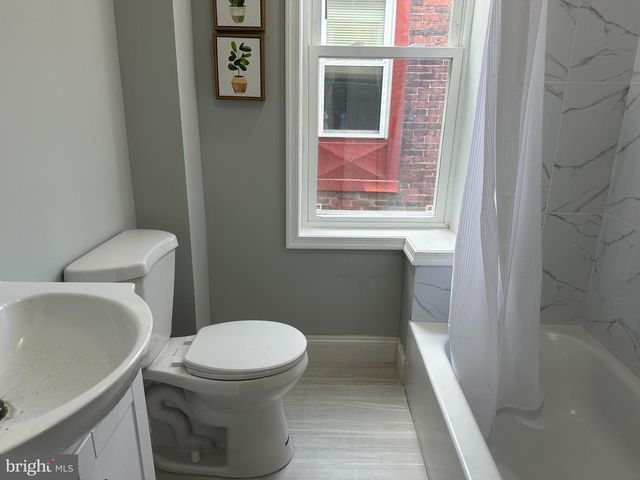 2231 TASKER ST, Philadelphia, PA 19145