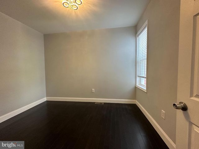 2231 TASKER ST, Philadelphia, PA 19145