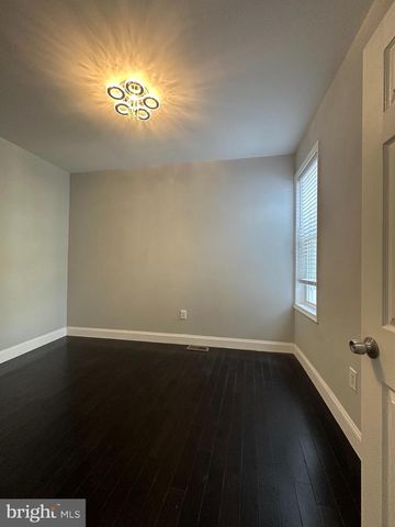 2231 TASKER ST, Philadelphia, PA 19145