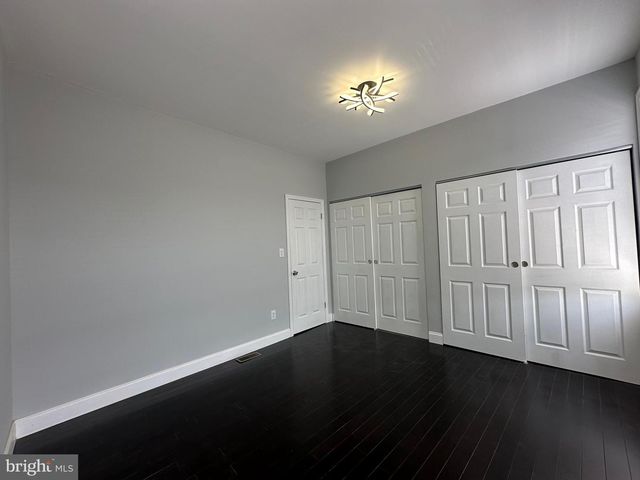 2231 TASKER ST, Philadelphia, PA 19145