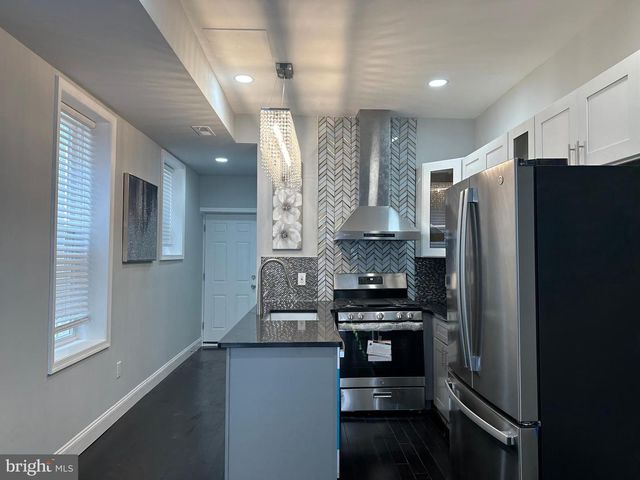 2231 TASKER ST, Philadelphia, PA 19145
