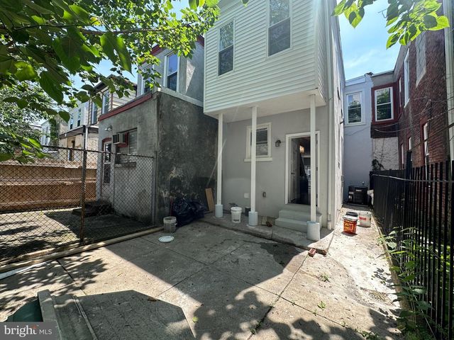 2231 TASKER ST, Philadelphia, PA 19145