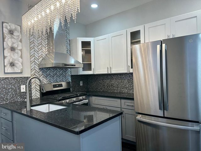 2231 TASKER ST, Philadelphia, PA 19145