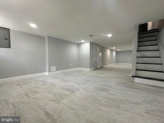 2231 TASKER ST, Philadelphia, PA 19145