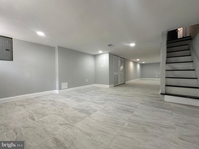 2231 TASKER ST, Philadelphia, PA 19145
