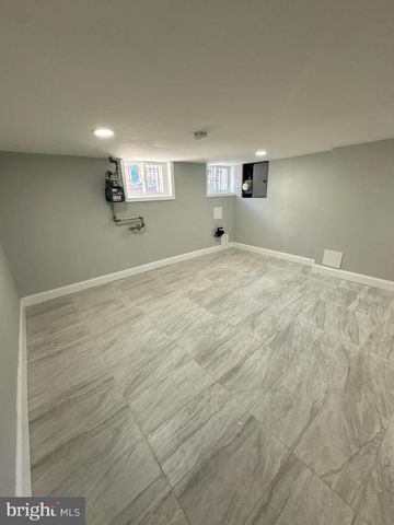 2231 TASKER ST, Philadelphia, PA 19145
