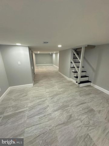 2231 TASKER ST, Philadelphia, PA 19145