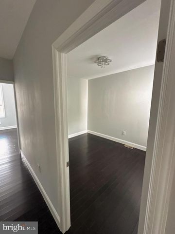 2231 TASKER ST, Philadelphia, PA 19145