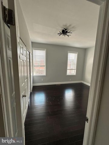 2231 TASKER ST, Philadelphia, PA 19145
