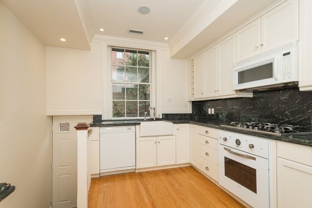 64 Mt Vernon A, Boston, MA 02108