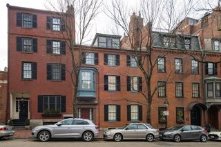 64 Mt Vernon A, Boston, MA 02108