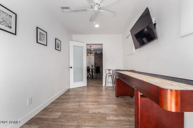 8225 E MINNEZONA Avenue, Scottsdale, AZ 85251