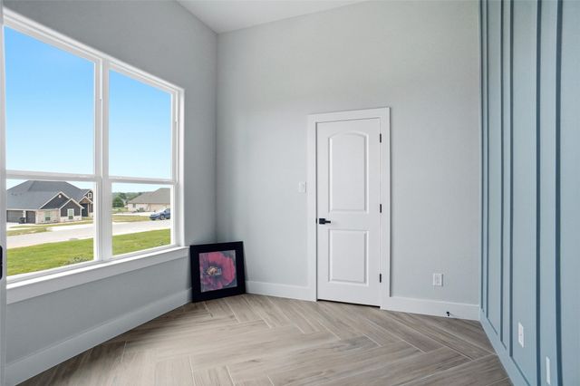 3005 Westfork Way, Springtown, TX 76082