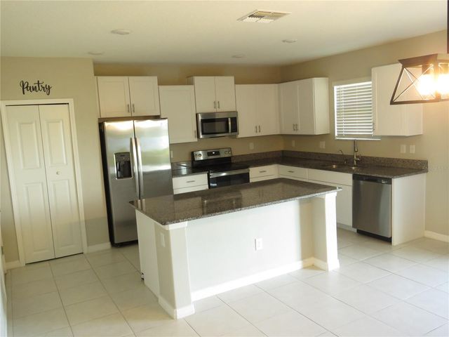 15518 MILLER CREEK DRIVE, Sun City Center, FL 33573