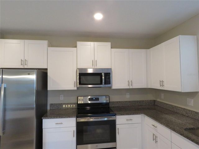 15518 MILLER CREEK DRIVE, Sun City Center, FL 33573