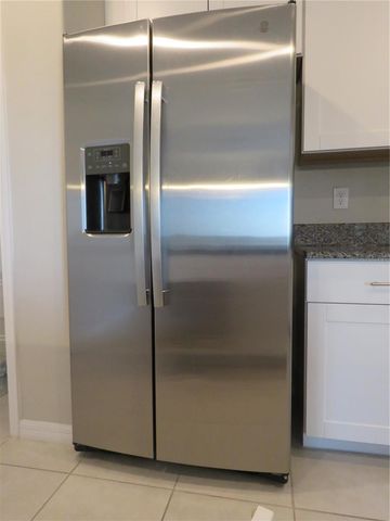 15518 MILLER CREEK DRIVE, Sun City Center, FL 33573