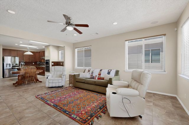 1021 Evening Primrose Lane, Bernalillo, NM 87004