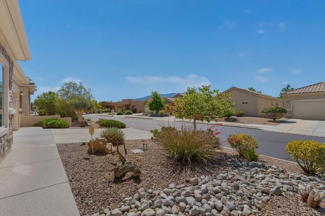 1021 Evening Primrose Lane, Bernalillo, NM 87004