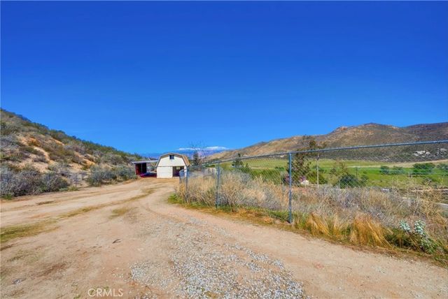 39100 Saddle Ridge Road, Hemet, CA 92543