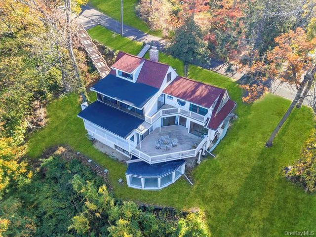 11 Buena Vista Road, Port Jefferson, NY 11777