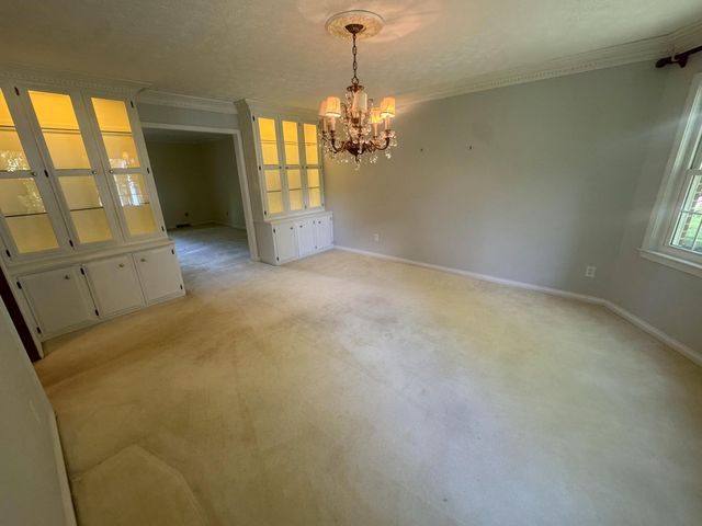 1050 Bluegrass Pike, Danville, KY 40422