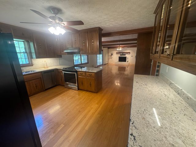 1050 Bluegrass Pike, Danville, KY 40422