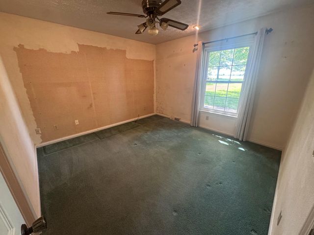 1050 Bluegrass Pike, Danville, KY 40422