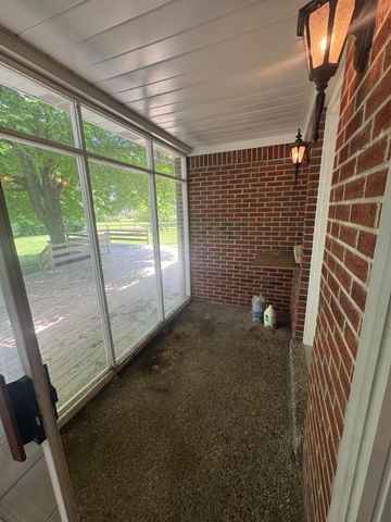 1050 Bluegrass Pike, Danville, KY 40422