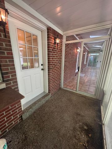 1050 Bluegrass Pike, Danville, KY 40422