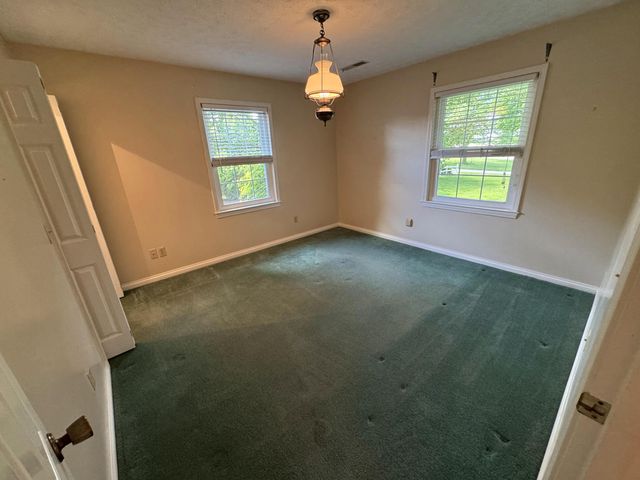 1050 Bluegrass Pike, Danville, KY 40422