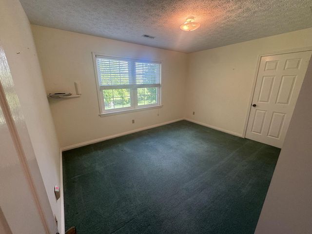 1050 Bluegrass Pike, Danville, KY 40422