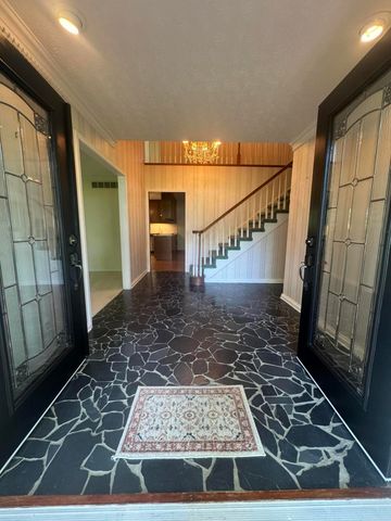 1050 Bluegrass Pike, Danville, KY 40422