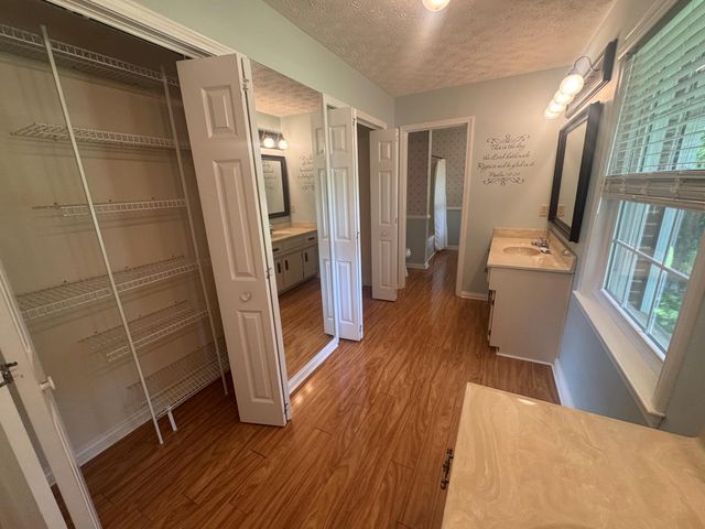 1050 Bluegrass Pike, Danville, KY 40422